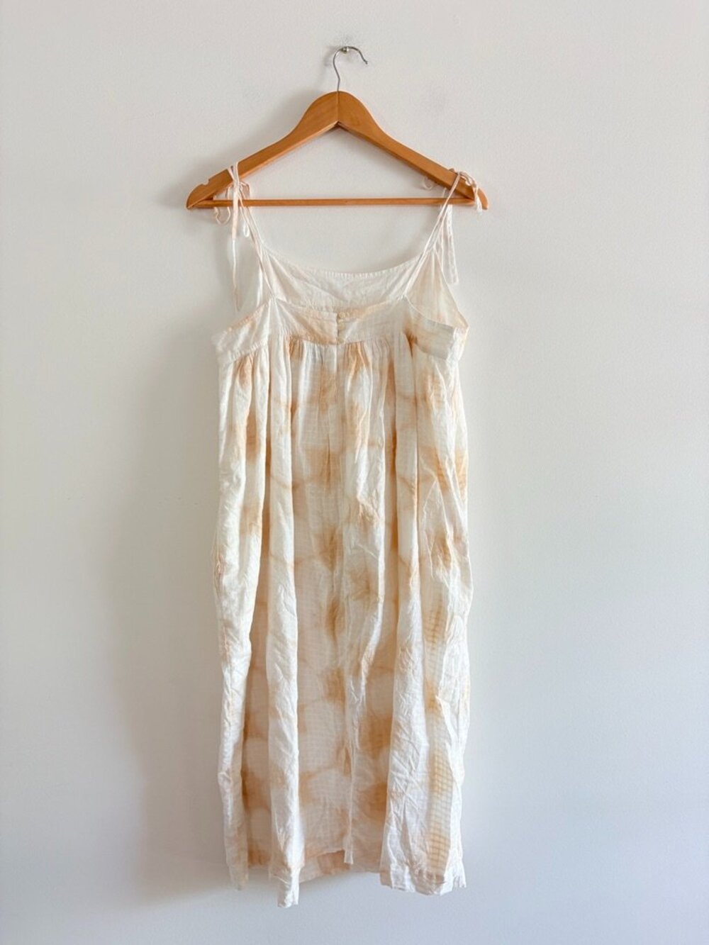 The Gap Tie Strap Cami Midi Dress Neutral Tie Dye White Cream Size Medium - Picture 3 of 7